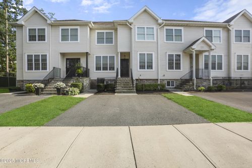4 Stamford Hill Rd, Lakewood, NJ, 08701-7499 | Card Image