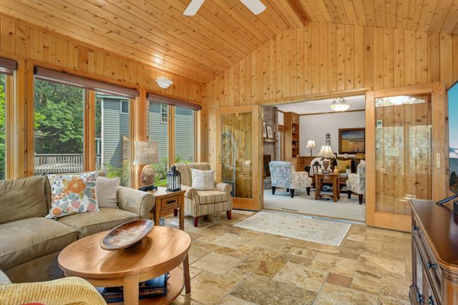 1627 Pamela Ln, House other with 5 bedrooms, 4 bathrooms and null parking in Mendota Heights MN | Image 16