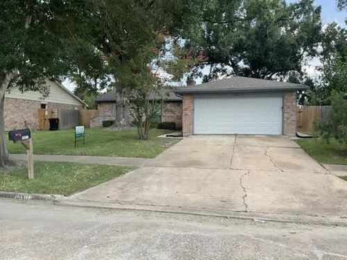 10311 Towneview Dr, Sugar Land, TX, 77498-1549 | Card Image