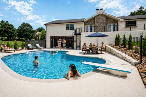 95 Short Dr, Mount Juliet, TN, 37122-2233 | Card Image