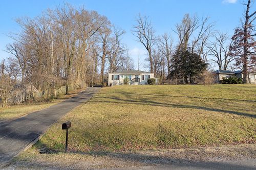 27 Cameo Dr, Nashville, TN, 37211-2632 | Card Image