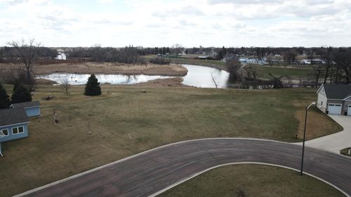 105 Oak Dr, Breckenridge, MN, 56520-1209 | Card Image