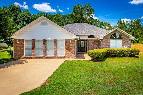 125 Centerview Cir, Searcy, AR, 72143-9481 | Card Image