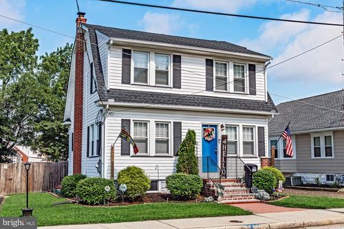 21 Church St, PENNSVILLE, NJ, 08070-2103 | Card Image