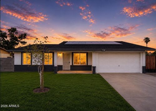 7728 W Cheery Lynn Road, Phoenix, AZ, 85033 | Card Image