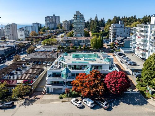 204-565 17th St, West Vancouver, BC, V7V3S9 | Card Image