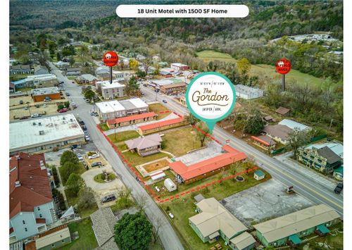208 E Court St, Jasper, AR, 72641 | Card Image