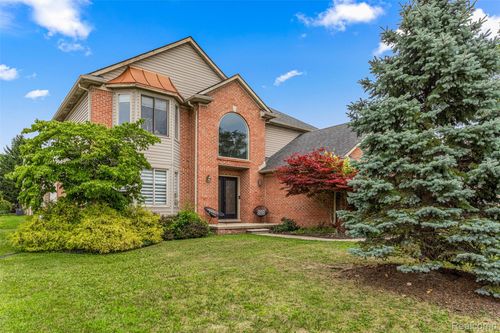 13535 Mulberry Trl, Taylor, MI, 48180-6345 | Card Image