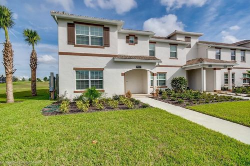 9007 Stinger Dr, DAVENPORT, FL, 33896 | Card Image