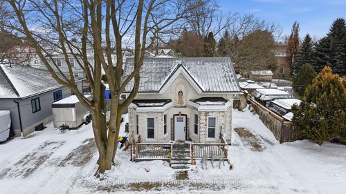 350 Lowe St, Palmerston, ON, N0G2P0 | Card Image