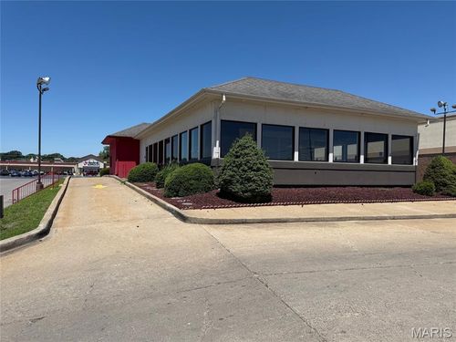 5 S Kingshighway, Cape Girardeau, MO, 63703 | Card Image