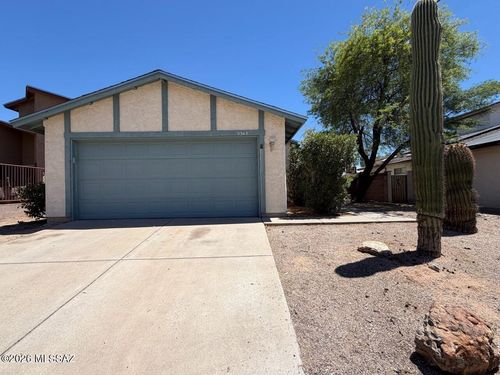 9368 N Hampshire Dr, Tucson, AZ, 85742-9359 | Card Image