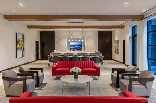 unit-1324-100 Garvies Point Rd, Glen Cove, NY, 11542-5000 | Card Image