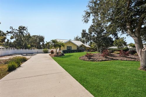 600 Shetland Cir, Nokomis, FL, 34275-1608 | Card Image