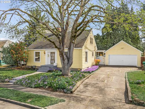10550 Se 29th Ave, Milwaukie, OR, 97222-7577 | Card Image