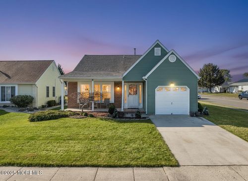 72 Narberth Way, Toms River, NJ, 08757-6563 | Card Image