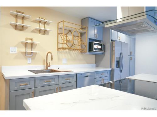 apt-406-1111 Ash St, Denver, CO, 80220-3756 | Card Image