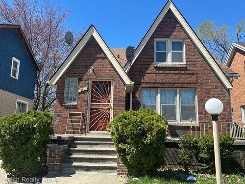 19403 Moenart St, Detroit, MI, 48234-2380 | Card Image