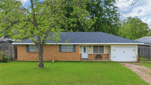 105 Lakeway Dr, Crockett, TX, 75835-1729 | Card Image