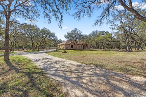 10808 Dedeke Dr, New Braunfels, TX, 78132-5408 | Card Image