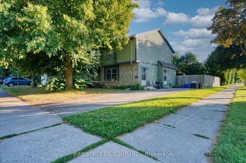 1 Ranchwood Crescent, London North, ON, N5G3A2 | Card Image