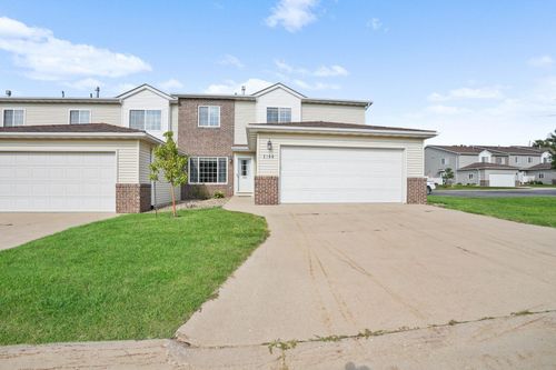 2106 Josie Rdg, Waterloo, IA, 50701-9724 | Card Image