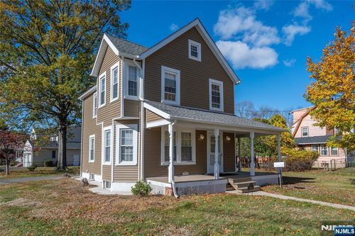 238 Van Ave, Pompton Lakes, NJ, 07442-1337 | Card Image