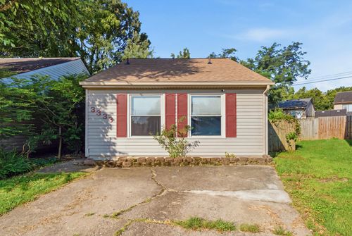 3333 Royal Wood Rd, Lexington, KY, 40515-1051 | Card Image