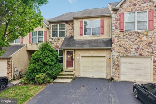 4 Dunkirk Ct, Eagleville, PA, 19403-4553 | Card Image