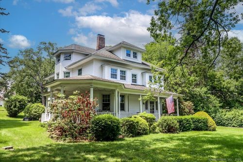 61 Park Lane Rd, New Milford, CT, 06776-2324 | Card Image