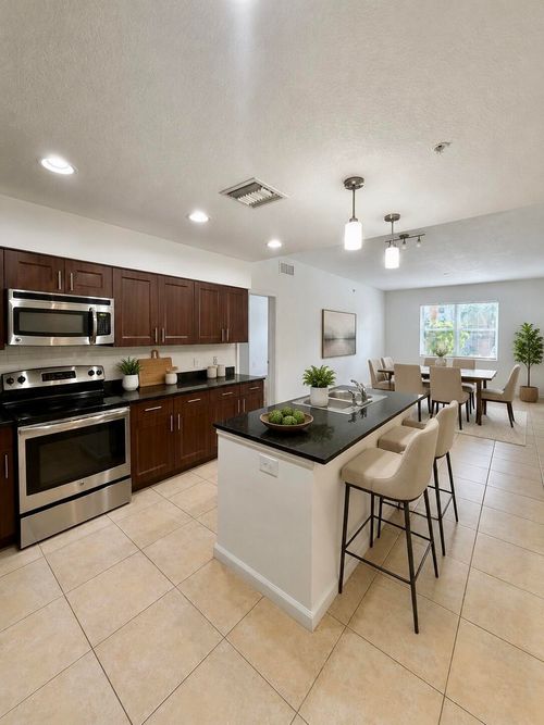 1590 Cameron Samuel Ln, West Palm Beach, FL, 33401 | Card Image