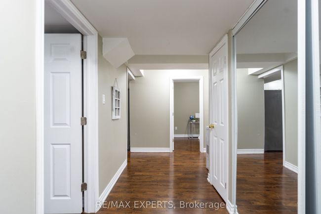 60 Crystalhill Dr, House other with 6 bedrooms, 5 bathrooms and 4 parking in Brampton ON | Image 35