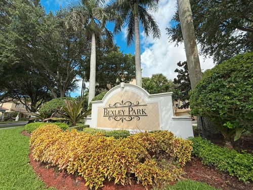 b-4533 Highgate Dr, Delray Beach, FL, 33445-3569 | Card Image
