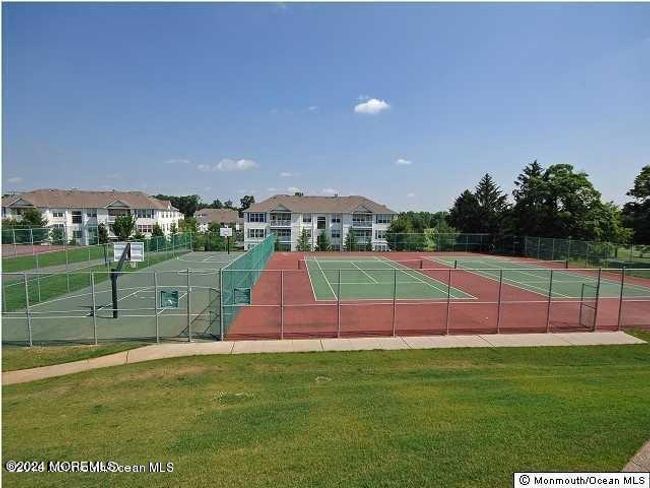 169 Shinnecock Dr, Condo with 3 bedrooms, 3 bathrooms and null parking in Manalapan NJ | Image 34
