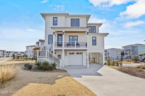 11 Amidships Ln, Hampstead, NC, 28443-0286 | Card Image