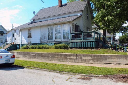 800 Gentry St, Frankfort, IN, 46041-1342 | Card Image