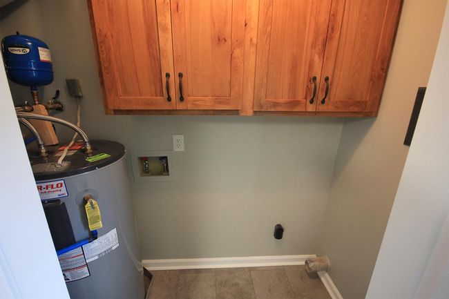 APT-14 - 250 Sanders Ferry Rd, Condo with 2 bedrooms, 2 bathrooms and 2 parking in Hendersonville TN | Image 17