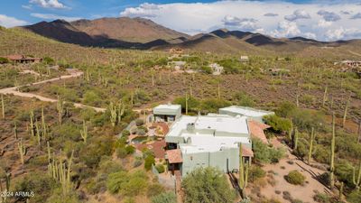 42311 N Sierra Vista Road, House other with 4 bedrooms, 4 bathrooms and null parking in Cave Creek AZ | Image 3