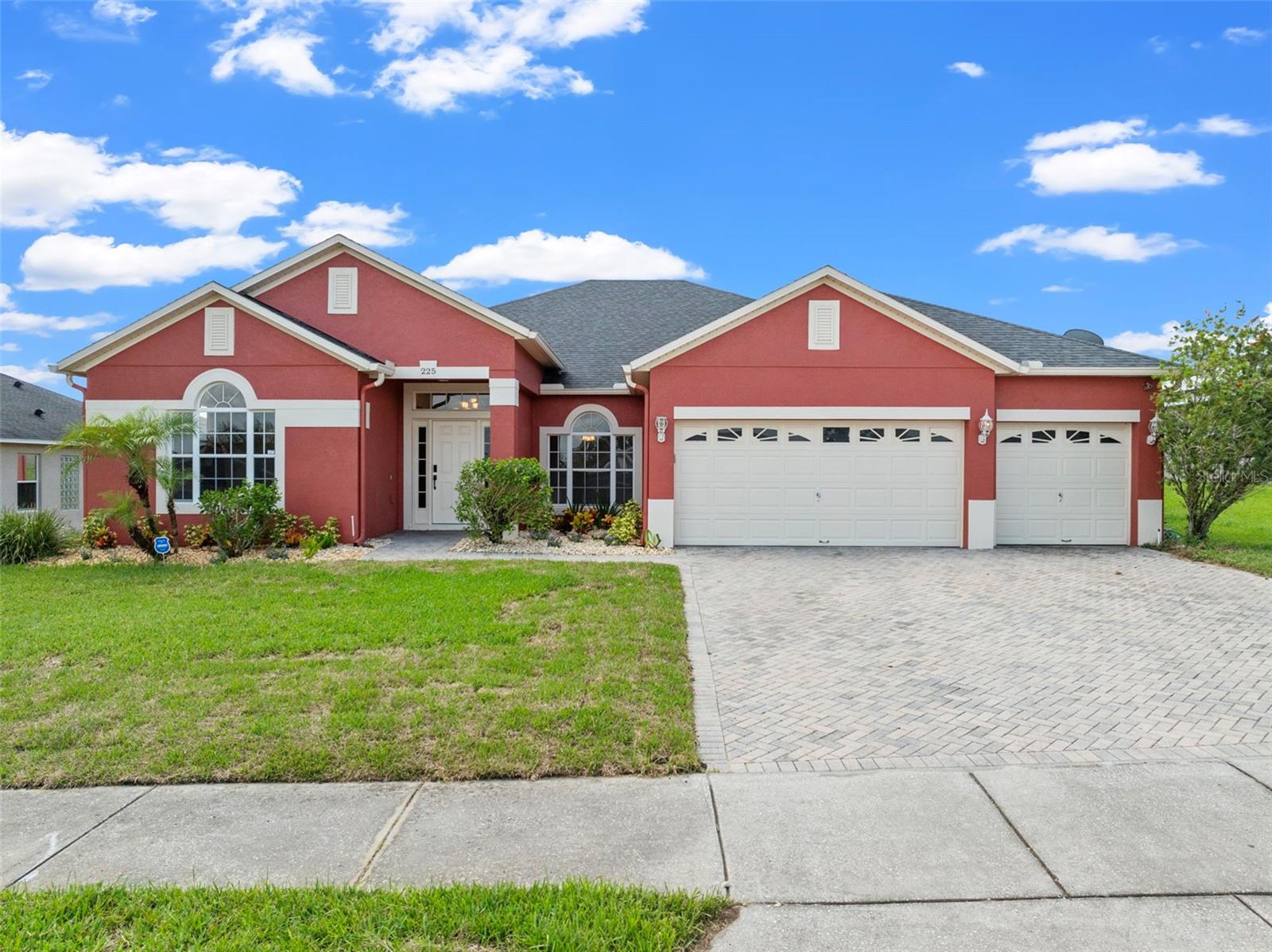 Brookshire Dr, Lake Wales, FL 33898
