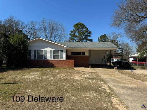109 Delaware Ave, Warner Robins, GA, 31093-2379 | Card Image
