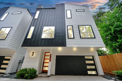 2016 Blodgett St, Houston, TX, 77004-5114 | Card Image