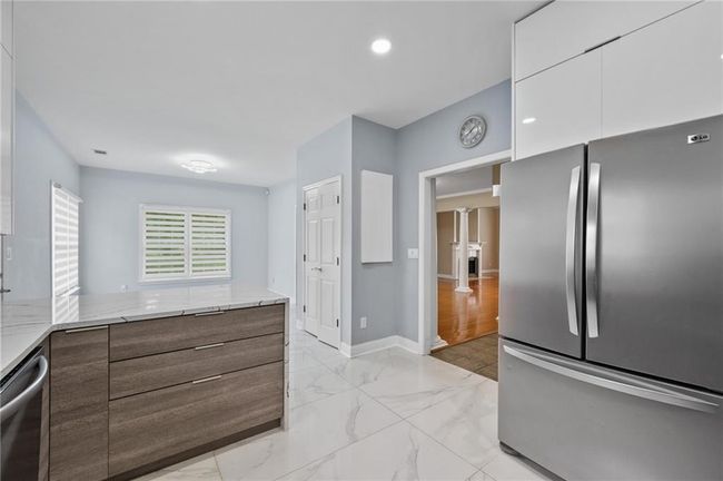 4505 Lakefield Bnd, House other with 4 bedrooms, 3 bathrooms and 2 parking in Berkeley Lake GA | Image 18