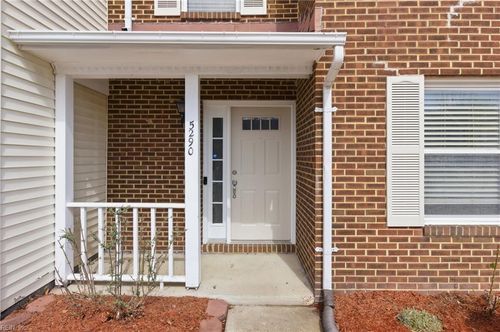 5290 Settlers Park Dr, Virginia Beach, VA, 23464-8425 | Card Image