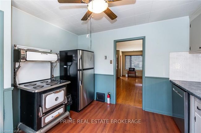 333 Vancouver St, House other with 2 bedrooms, 0 bathrooms and 3 parking in London ON | Image 13