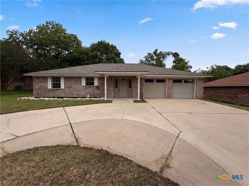 410 Cole Ave, Temple, TX, 76501-1412 | Card Image