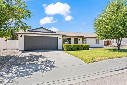 2404 Lila Ave, Yakima, WA, 98902 | Card Image