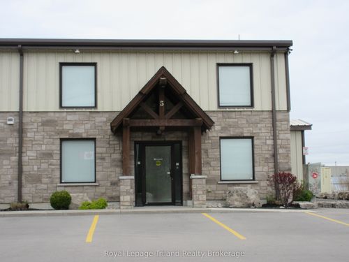 5-1099 Commerce Way, Woodstock, ON, N4V0A2 | Card Image