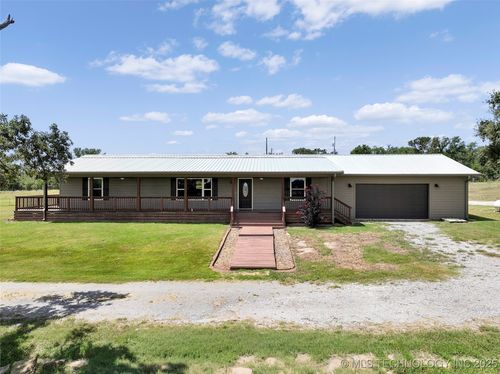 1722 Ponderosa Rd, Ardmore, OK, 73401-8174 | Card Image
