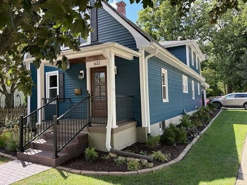 632 Illinois St, Geneva, IL, 60134-1350 | Card Image