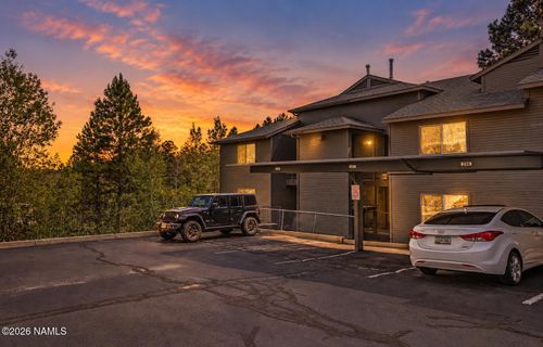 19-156-1185 W University Ave, Flagstaff, AZ, 86001-7145 | Card Image